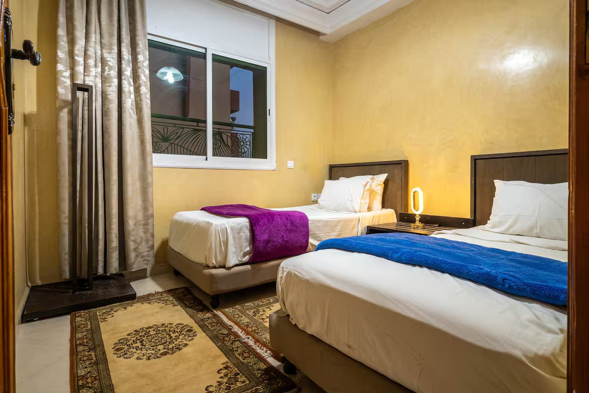2-Bedroom Apartment with Separate Beds
